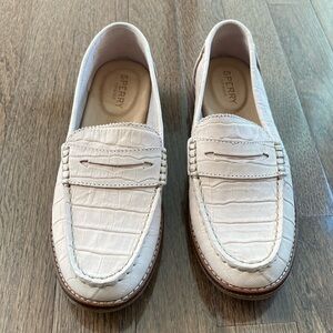 BNWOT Sperry top-sider, size 6, nude colour